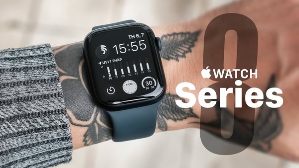Apple Watch Series 8 màu đen không gian phù hợp với những người có phong cách lịch lãm, tối giản và người mệnh Mộc 